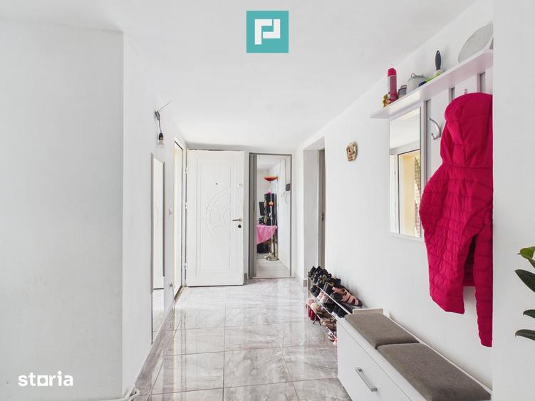 Casă cu 3 camere cu Teren 1500 Mp în Central