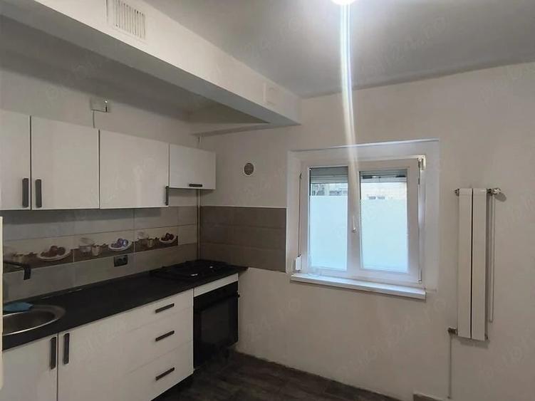 Apartament cu 2 camere decomandat, mobilat în Vitan