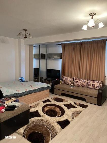 Garsonieră decomandată în Calea București