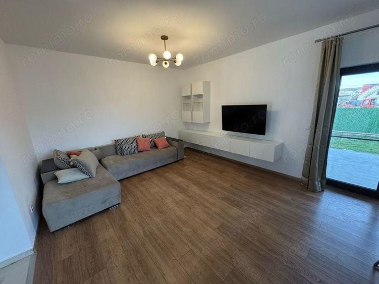 Casă cu 5 camere cu Teren 350 Mp în Giroc