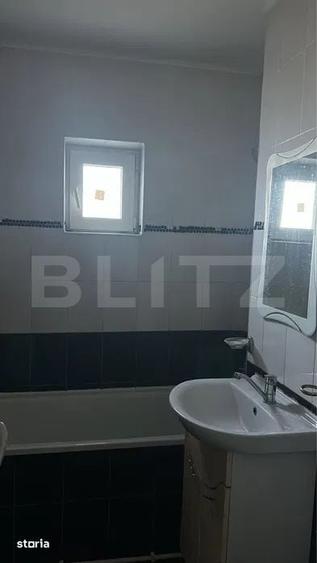 Apartament cu 2 camere decomandat în Nicolina