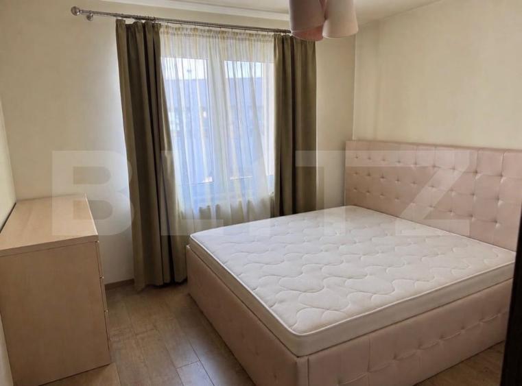 Apartament cu 4 camere decomandat, mobilat în Tudor