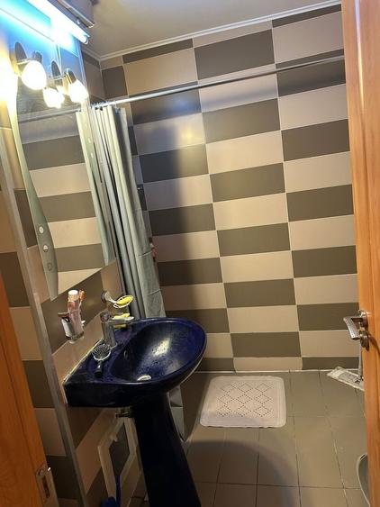 Apartament cu 3 camere decomandat în Alexandru Obregia