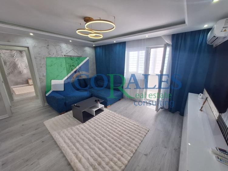 Apartament cu 3 camere semidecomandat, mobilat în Dâmbovița