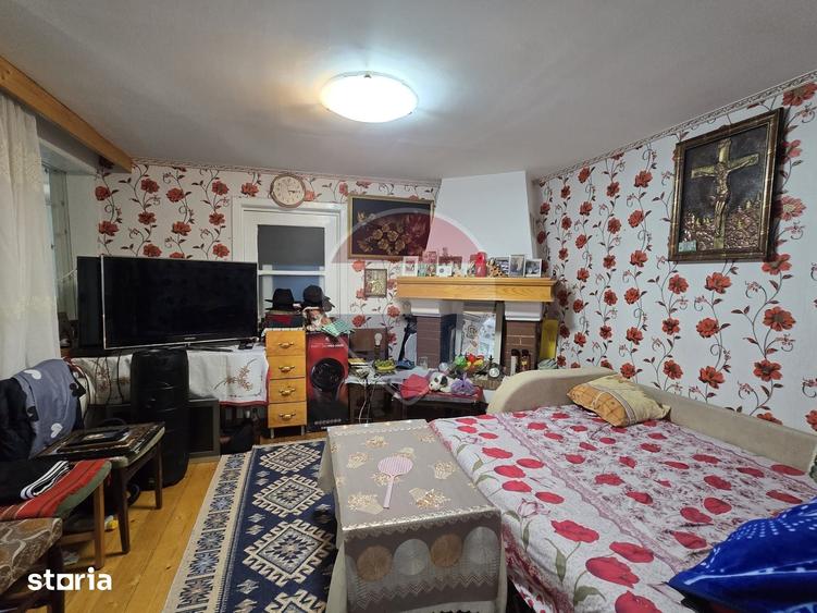 Casă cu 4 camere cu Teren 303 Mp în Ferentari