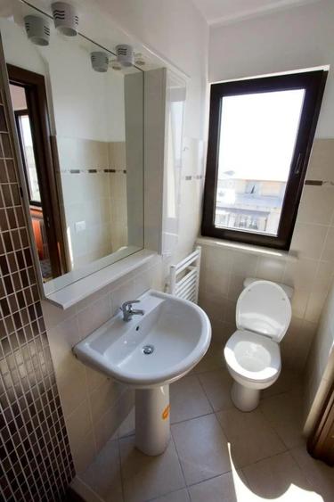 Apartament cu 2 camere decomandat în Burdujeni