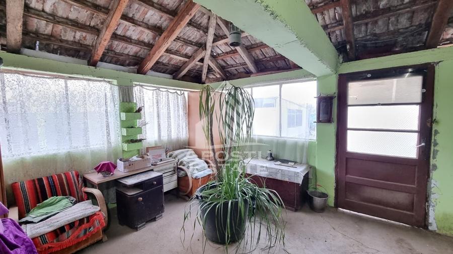 Casă individuală cu 3 camere cu Canalizare în Giarmata
