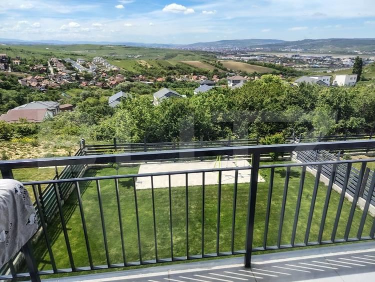 Casă individuală cu 5 camere cu Canalizare în Dezmir