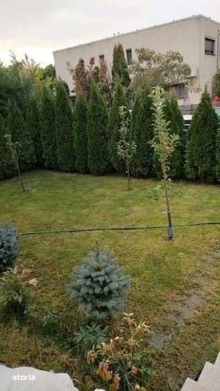Casă cu 4 camere cu Teren 100 Mp în 1 Decembrie