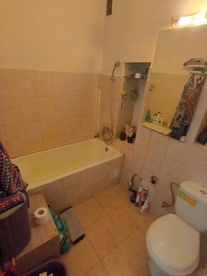 Garsonieră nedecomandată în Girocului