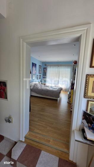 Casă cu 4 camere cu Teren 3150 Mp în Central