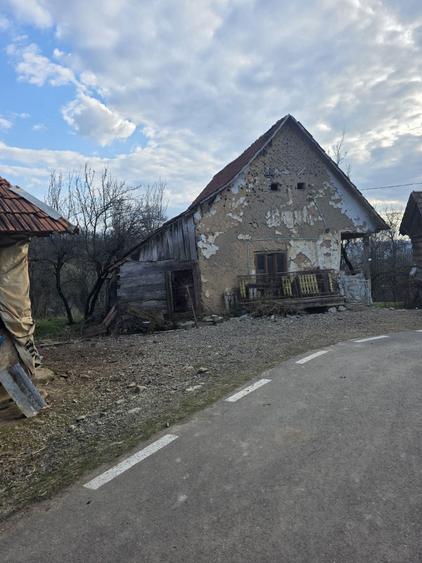Casă cu 2 camere în Hălmagiu