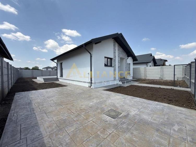 Casă individuală cu 4 camere cu Teren 427 Mp în Berceni