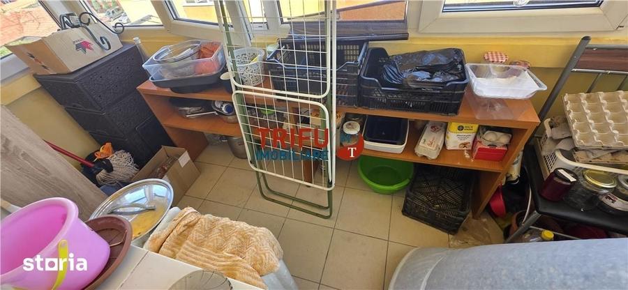 Apartament cu 3 camere decomandat în Cetate