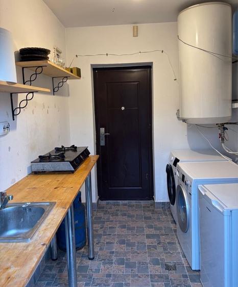 Garsonieră decomandată în Central