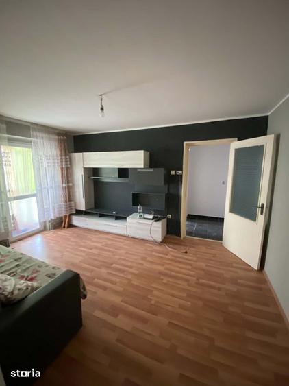 Apartament cu 2 camere în Viziru 3