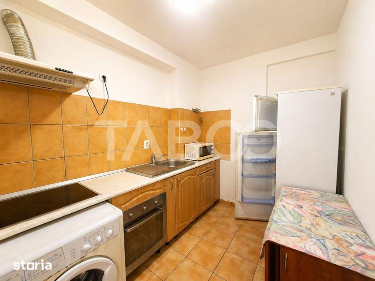 Apartament cu 2 camere nedecomandat, mobilat în Broscărie