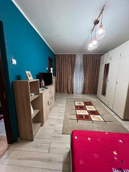 Garsonieră semidecomandată în Rovine