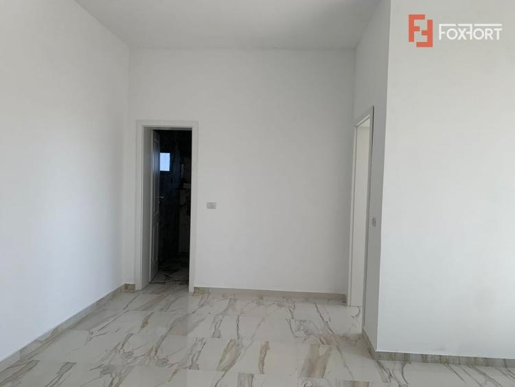 Duplex cu 3 camere cu Canalizare în Moșnița Veche