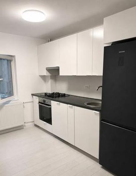 Apartament cu 2 camere semidecomandat, mobilat în Tineretului