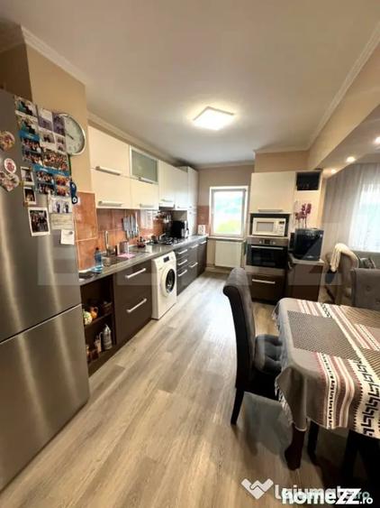 Apartament 4 camere, 86 mp, balcon, 2 bai, etaj intermediar - 2