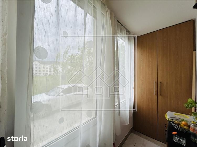 Apartament cu 3 camere în Șelimbăr