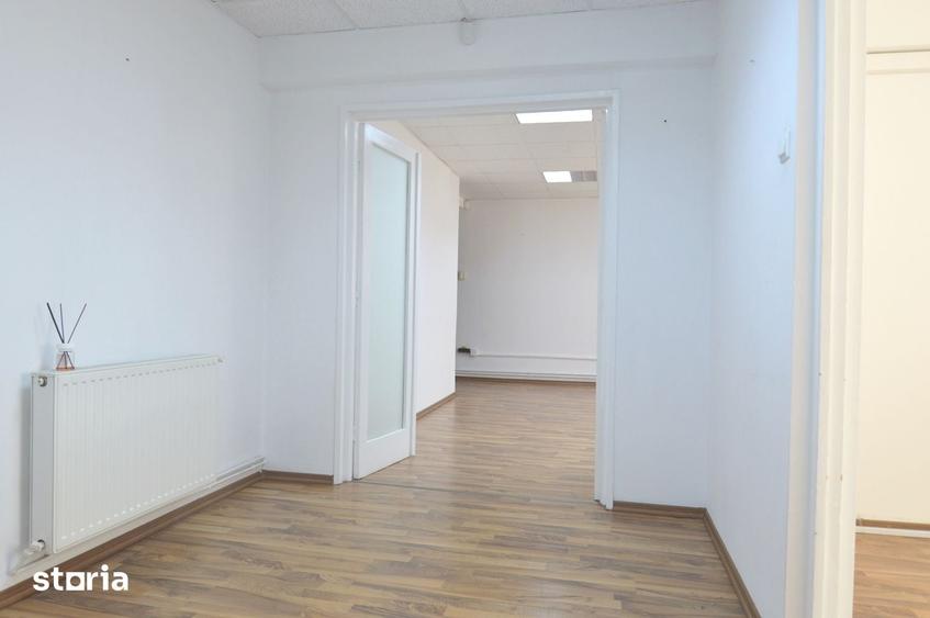 Apartament cu 3 camere în Victoriei