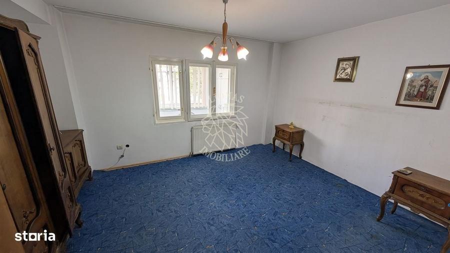 Apartament 4 camere 100 mp-balcon-parcare-beci-Central - 5