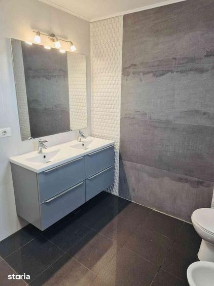 Casă cu 3 camere cu Teren 230 Mp în Central