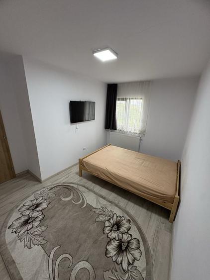 Apartament cu 2 camere decomandat în Rediu