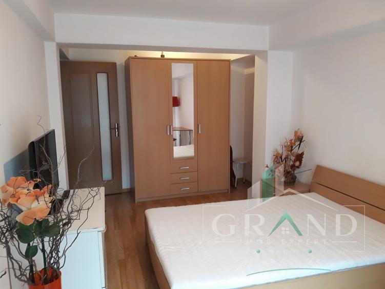 Apartament cu 2 camere decomandat, mobilat în Între Lacuri