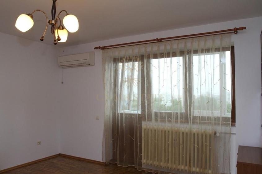 Apartament 2 camere Postavarului 9/10 - 3