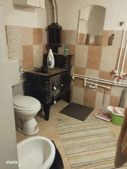 Casă cu 2 camere cu Teren 75 Mp în Dumbrăveni