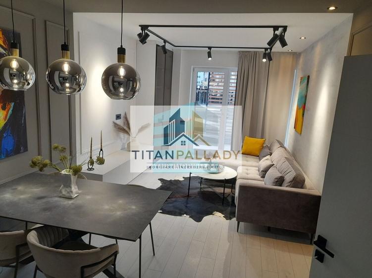 Apartament cu 4 camere decomandat în Titan