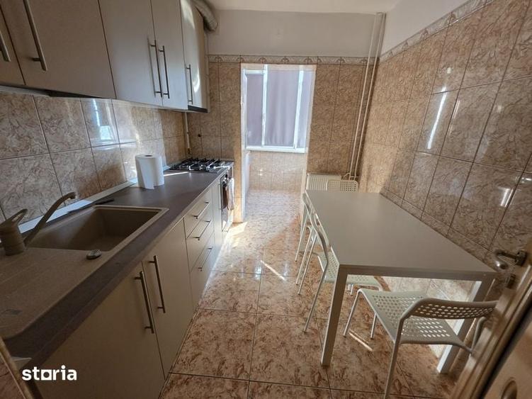 Inchiriere apartament 3 camere 9 Mai - 5