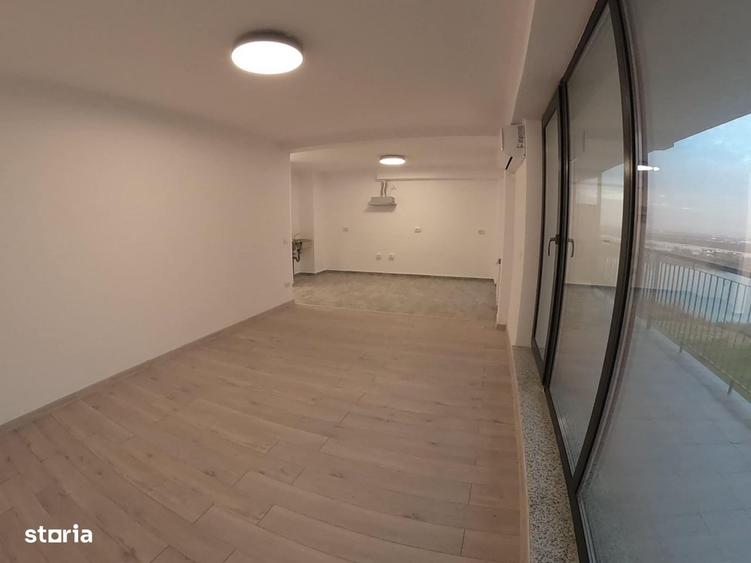 Apartament cu 4 camere în Lazu