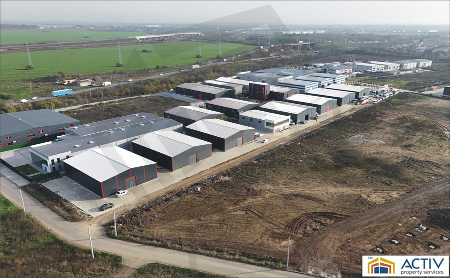 Spațiu industrial, de 1,476 mp, în Est