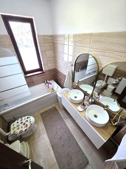 Duplex cu 4 camere cu Canalizare în Bragadiru
