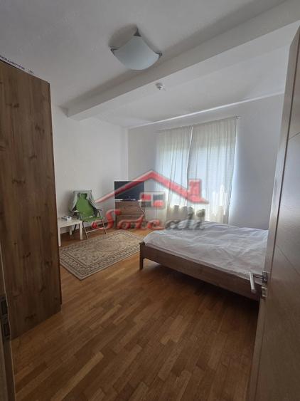 Casă cu Teren 3300 Mp în Cornu