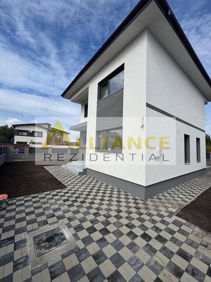 Casă individuală cu 4 camere cu Teren 320 Mp în Berceni