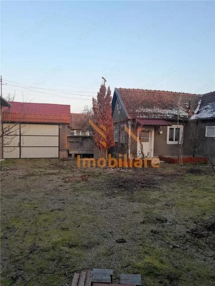 Casă cu 4 camere cu Teren 5526 Mp în Cheșa