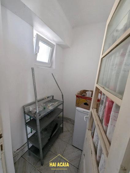 Apartament cu 3 camere nedecomandat în Micro 16