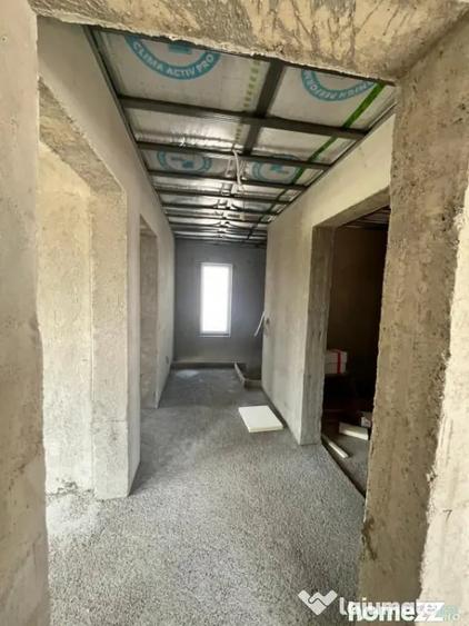 Casă cu 5 camere cu Teren 250 Mp în Central
