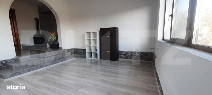Casă cu 4 camere decomandat cu Teren 2600 Mp în Micula