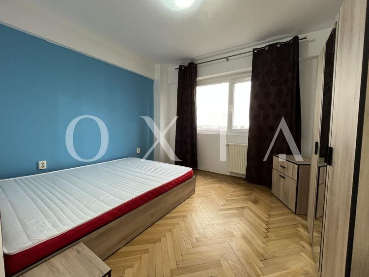 Apartament cu 3 camere decomandat, mobilat în Circumvalațiunii
