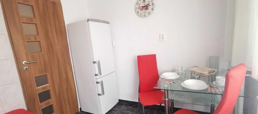 Apartament cu 2 camere decomandat, mobilat în Dorobanți