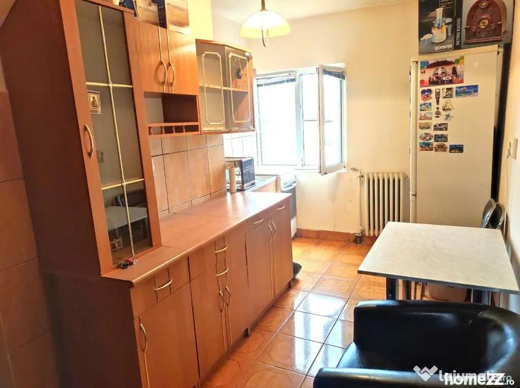 Apartament cu 2 camere semidecomandat în Salca