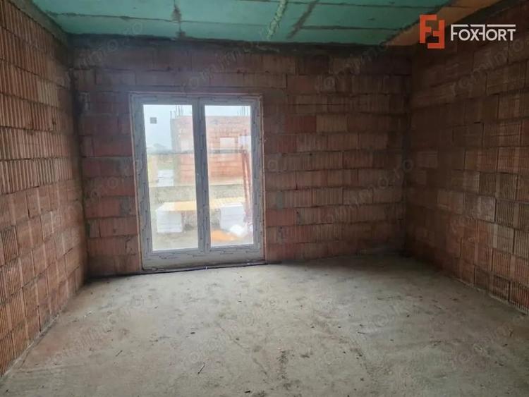 Casă cu 3 camere cu Teren 307 Mp în Oloșag