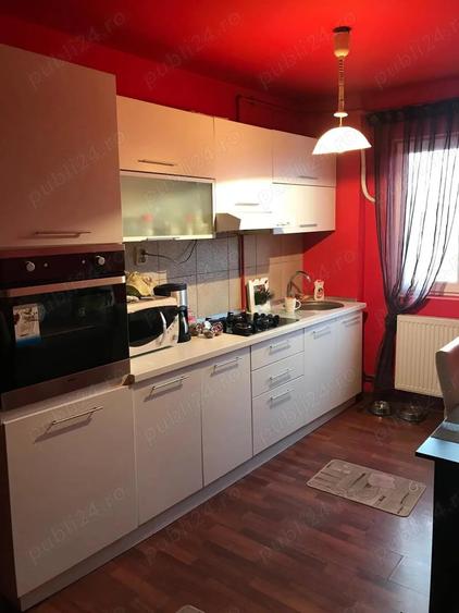 Apartament cu 3 camere decomandat în Cetății