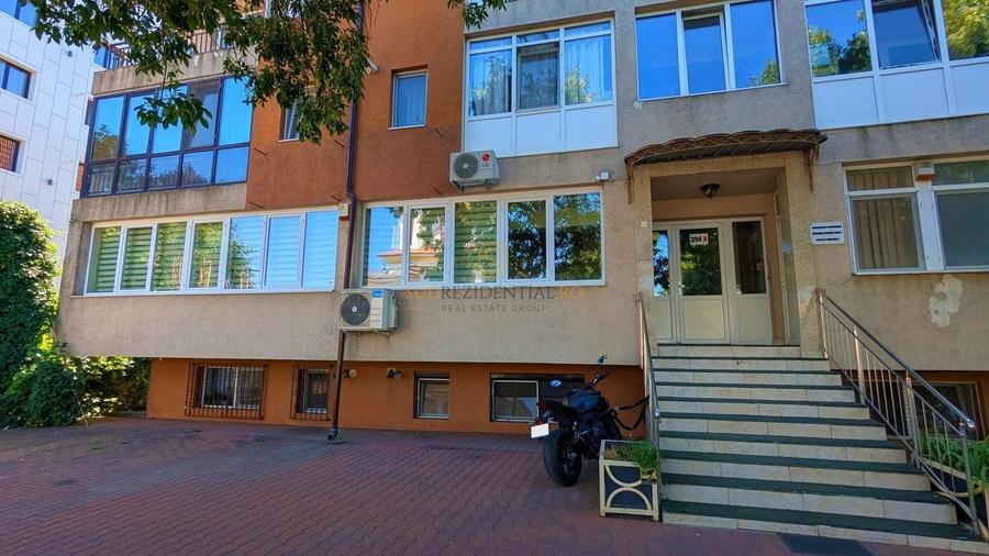 Spațiu comercial, de 77 mp, în Olteniței